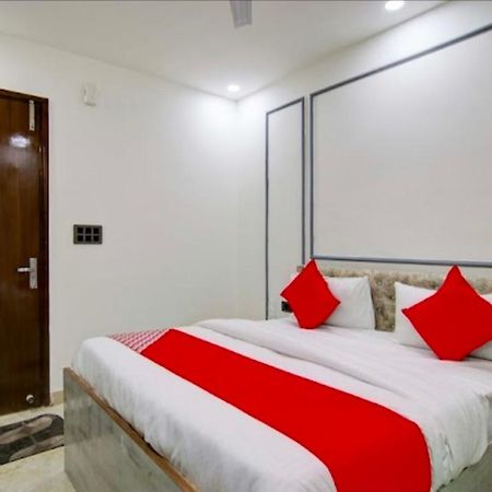 Hotel Neon Tower New Delhi Ngoại thất bức ảnh